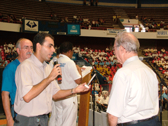 w024.gif (62069 bytes)