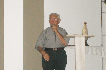 w005.gif (60141 bytes)